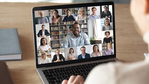 Connect to your audience with Hybrid Council Meetings 